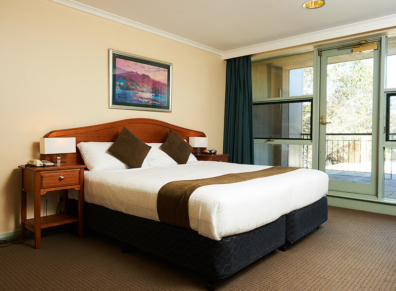 Mt Buller Chalet Hotel & Suites – Two Bedroom Apartment – Mt Buller ...